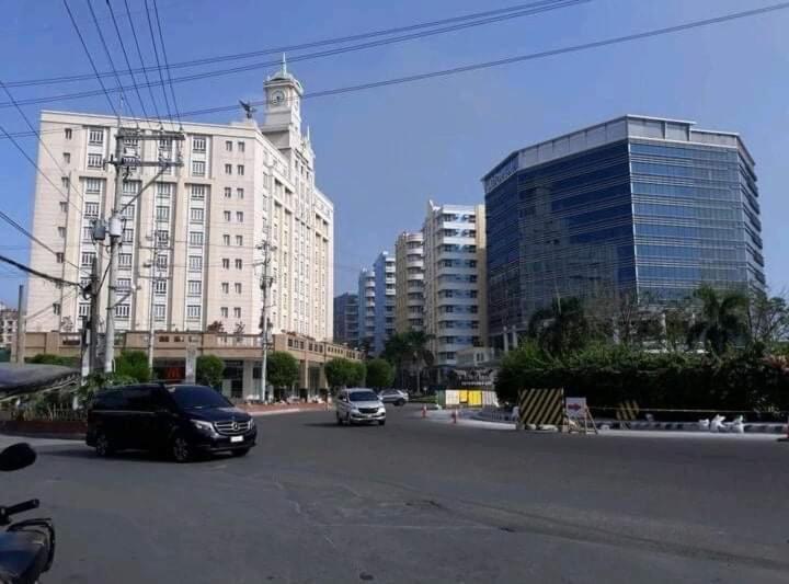 Staycation Condotel @150Newport Pasay City 马尼拉 外观 照片